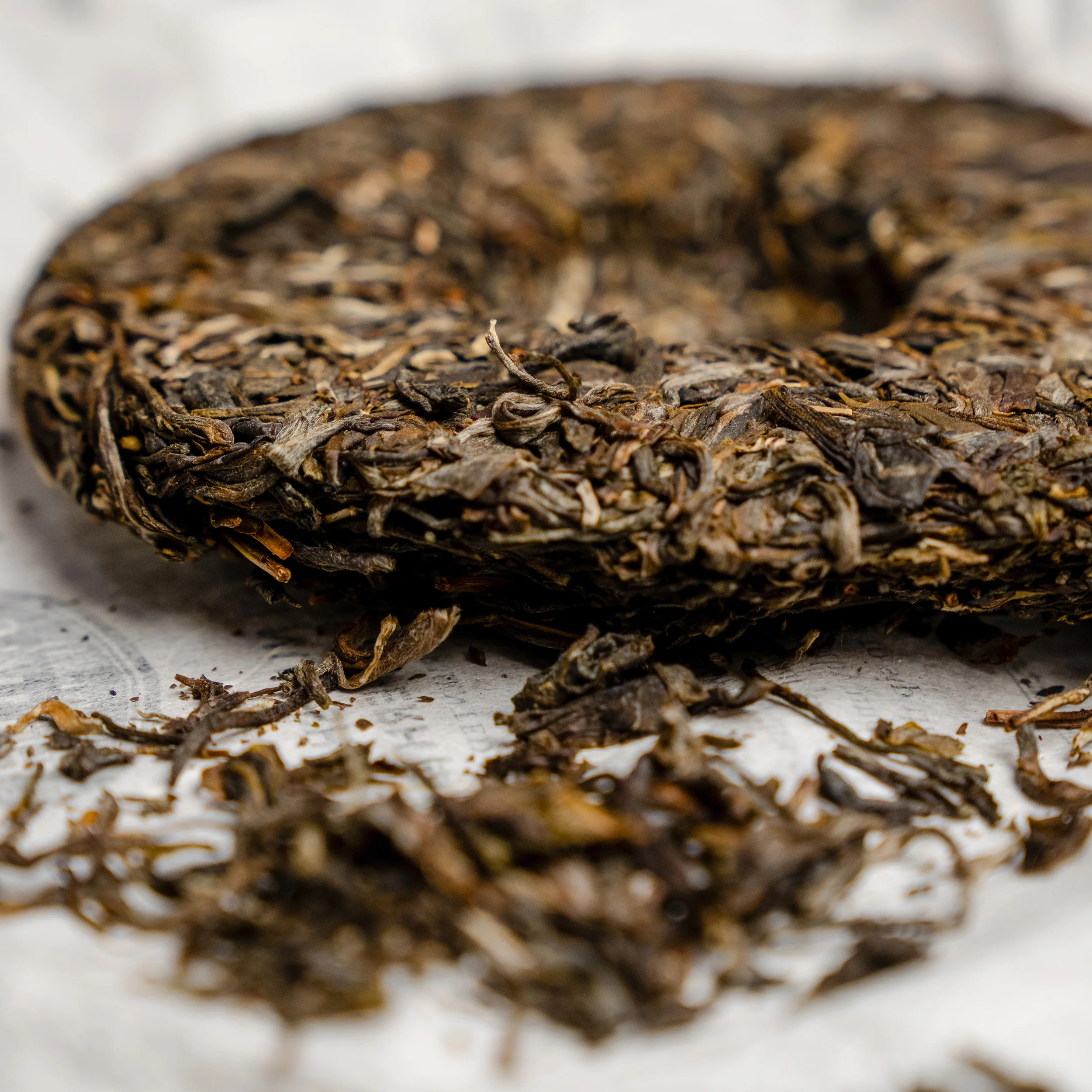 Ai Lao Sheng (Raw) Pu-erh Cake - Image 5