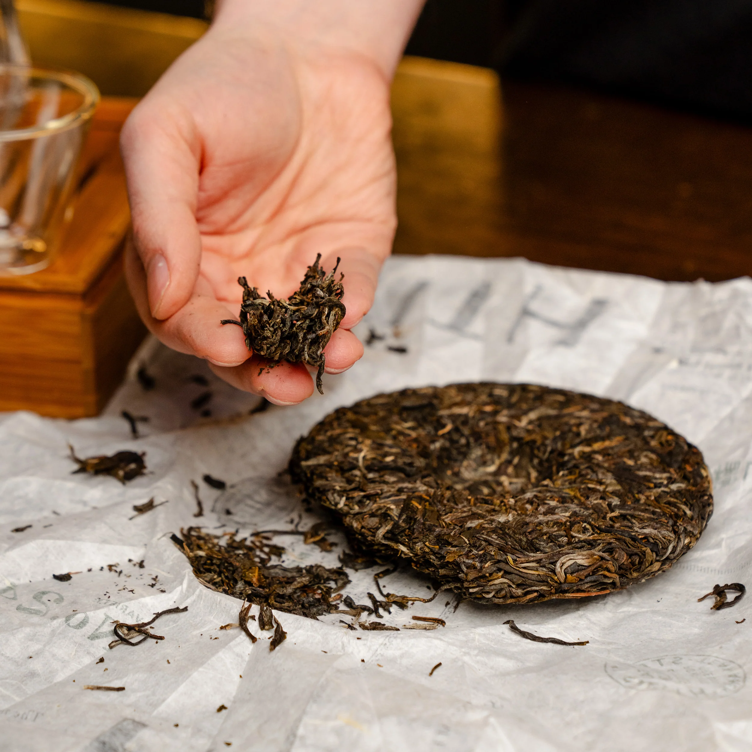 Nan Nuo Shan Sheng (Raw) Pu-erh Cake - Image 3
