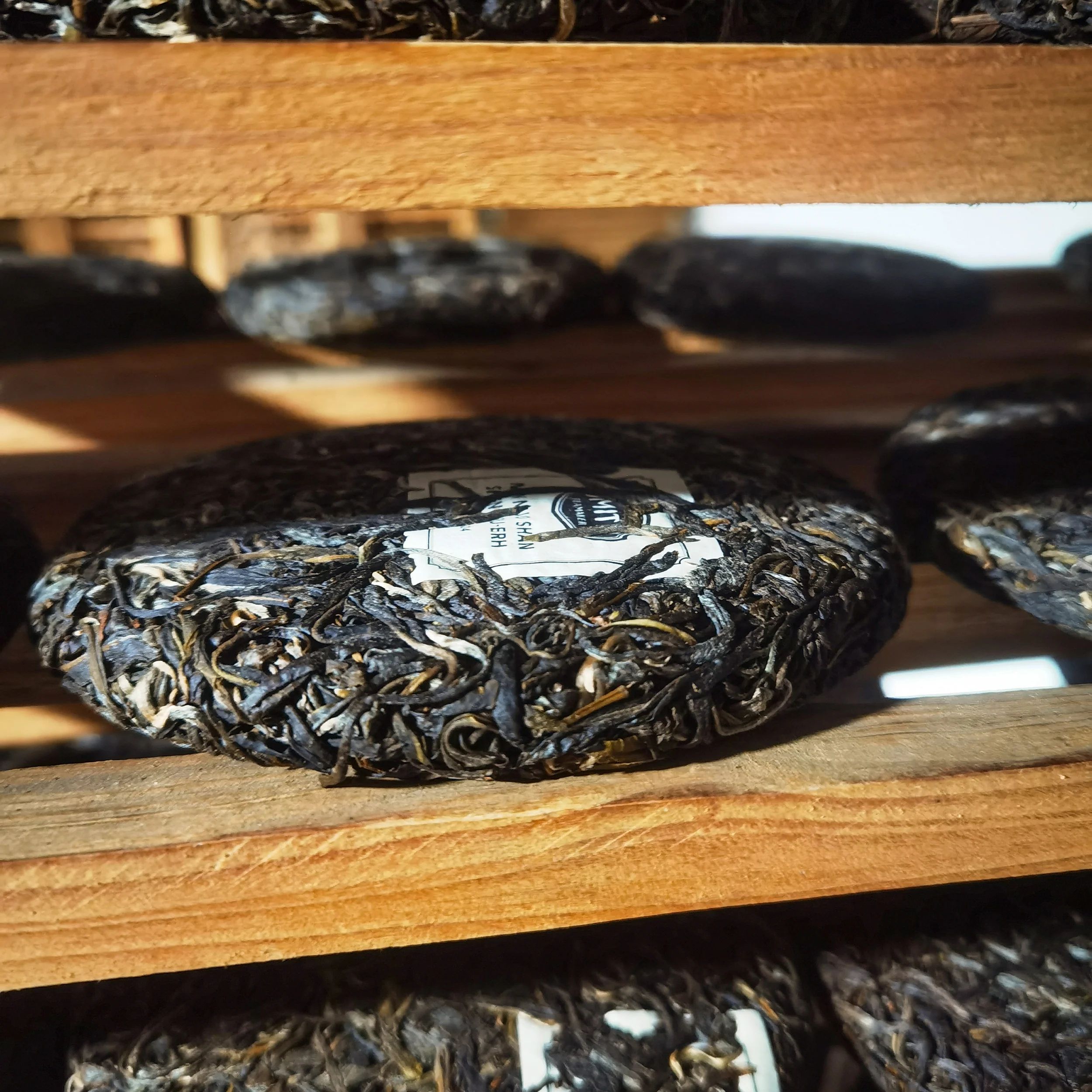 Nan Nuo Shan Sheng (Raw) Pu-erh Cake - Image 7